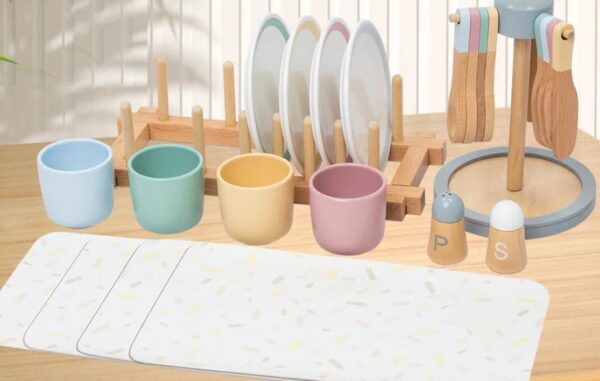 Wooden Tableware Set - Image 3